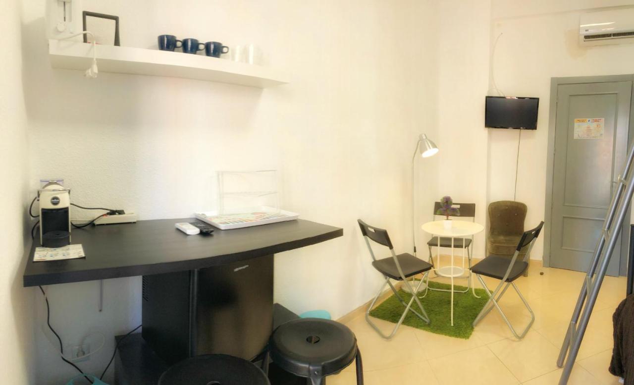 Arriola Rooms Málaga Chambre photo