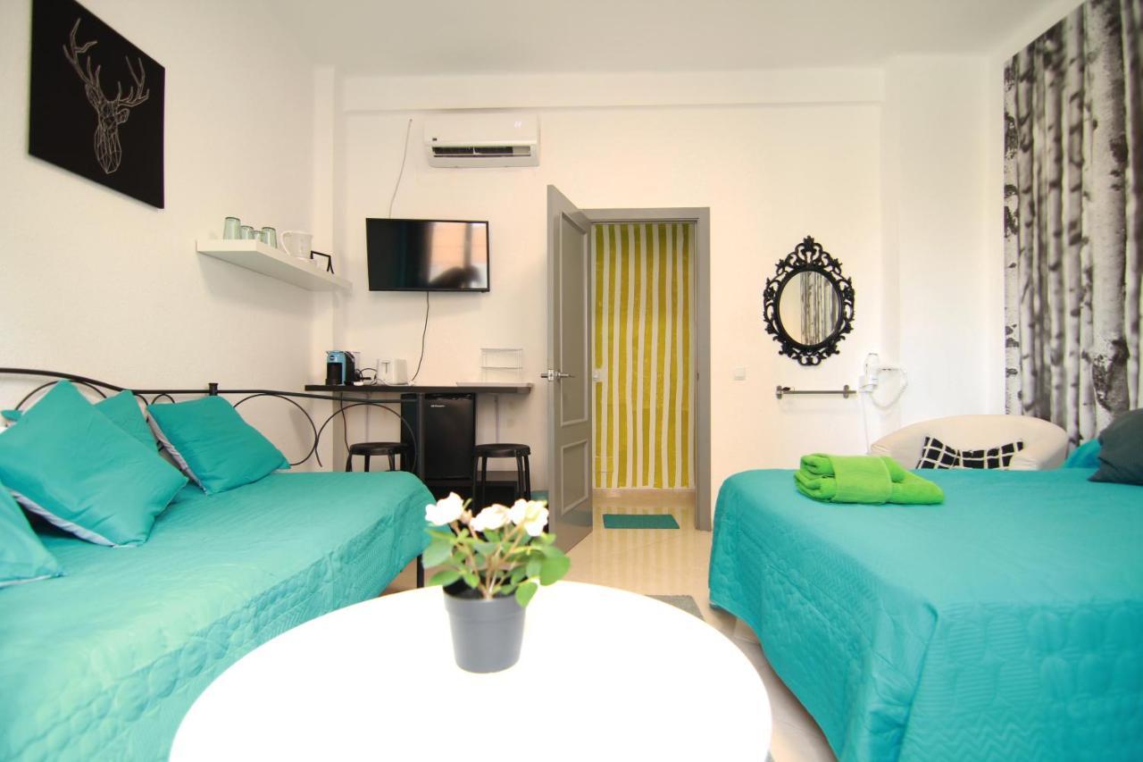 Arriola Rooms Málaga Extérieur photo