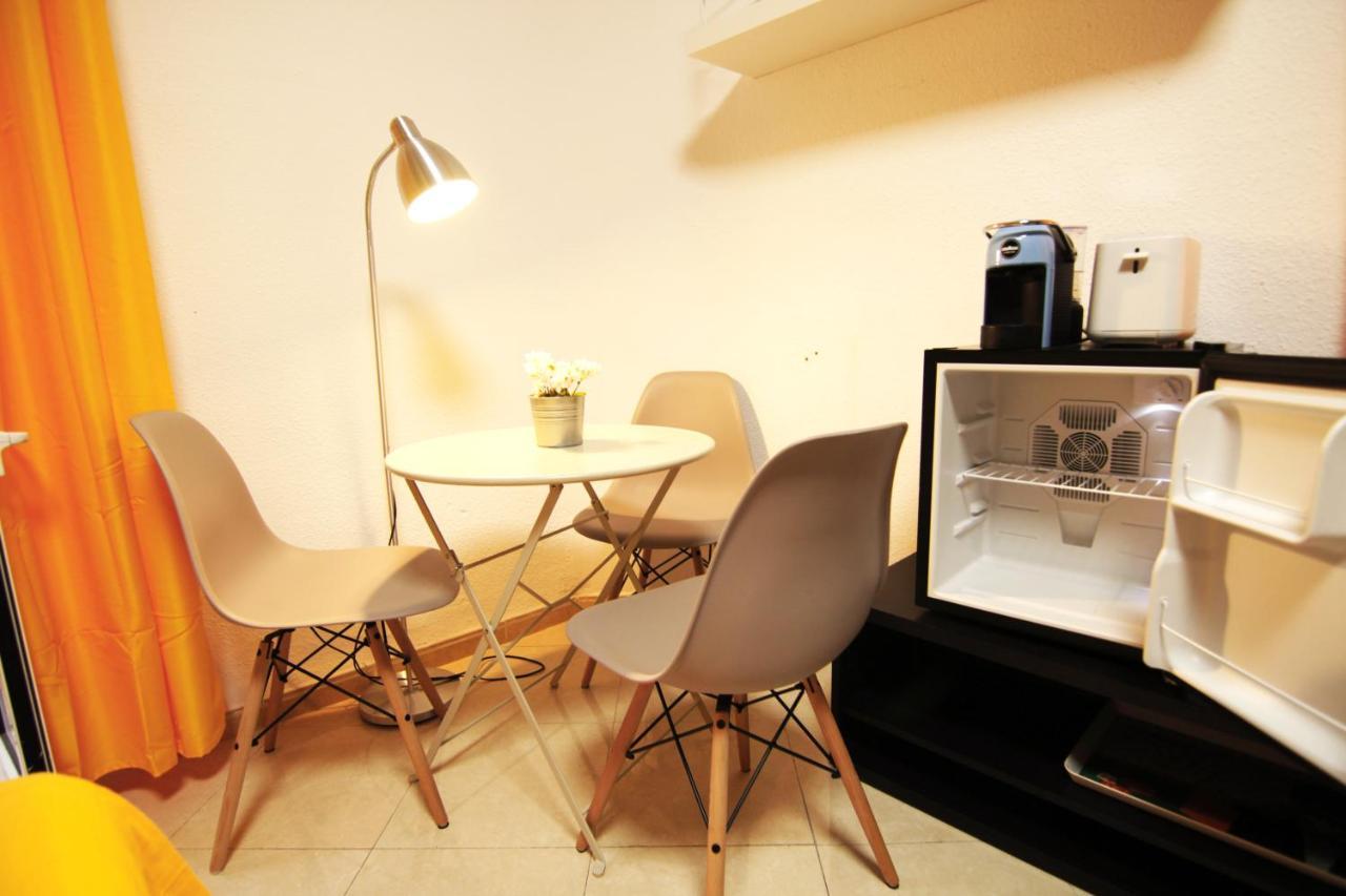 Arriola Rooms Málaga Extérieur photo