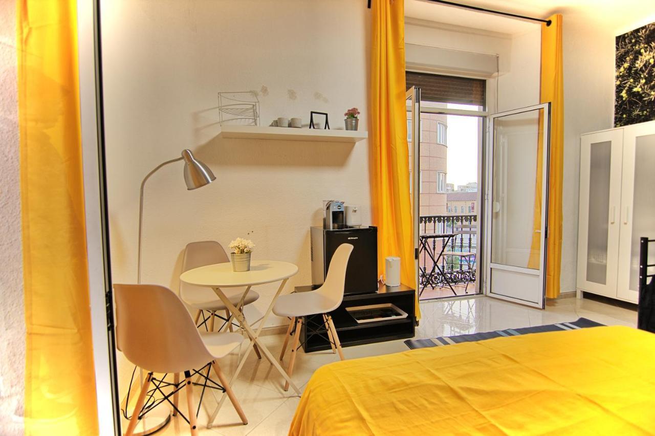 Arriola Rooms Málaga Extérieur photo
